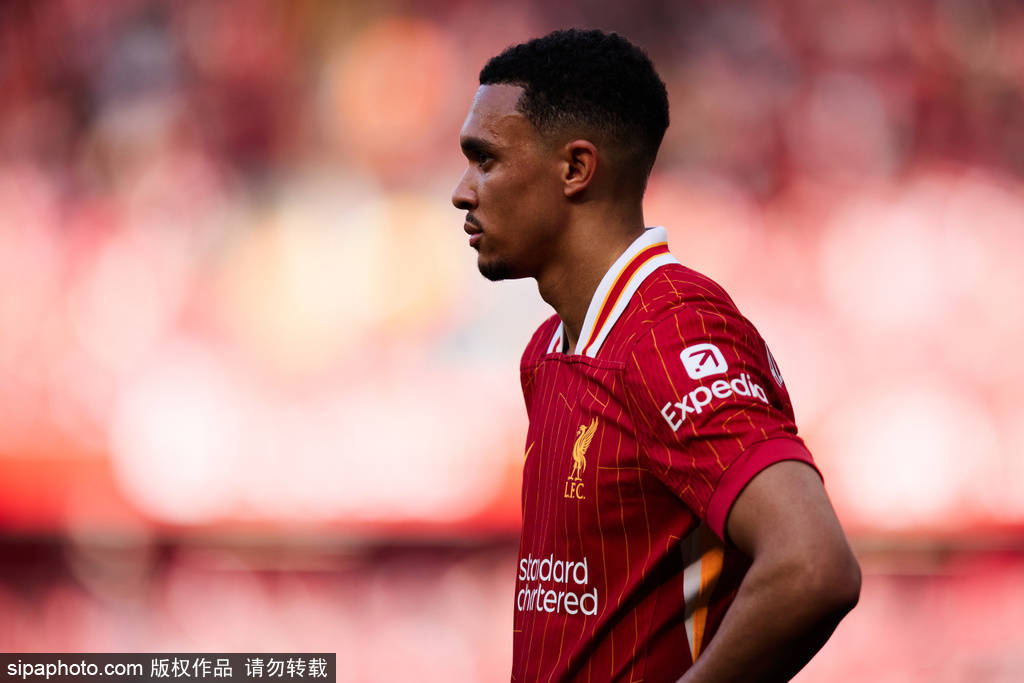 泪别安菲尔德！利物浦第20冠狂欢夜，阿诺德投皇马？萨拉赫也悬了！